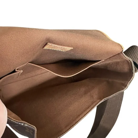 Louis Vuitton Monogram Bosphore PM Messenger Crossbody Bag
